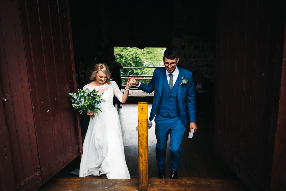 FUN USK CASTLE WEDDING PHOTOGRAPHY WALES 022 FUN USK CASTLE WEDDING PHOTOGRAPHY WALES 022